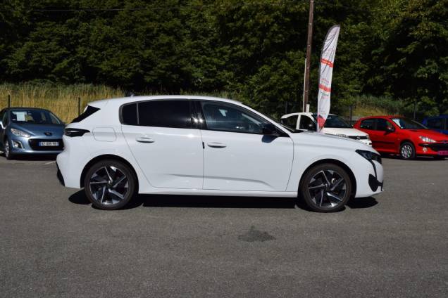 PEUGEOT 308 HDI 130 CV ALLURE EAT8 / 1ère MAIN / 14900 KM 7 PEUGEOT 308 HDI 130 CV ALLURE EAT8 / 1ère MAIN / 14900 KM 7