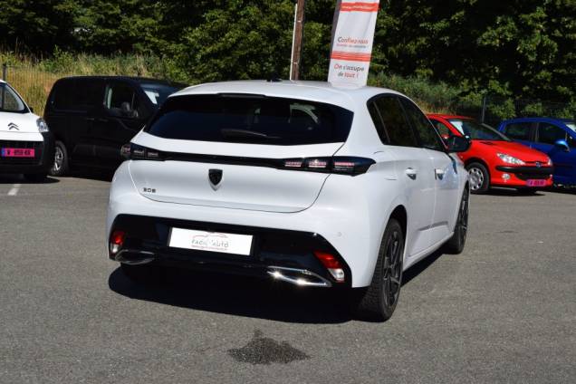 PEUGEOT 308 HDI 130 CV ALLURE EAT8 / 1ère MAIN / 14900 KM 3 PEUGEOT 308 HDI 130 CV ALLURE EAT8 / 1ère MAIN / 14900 KM 3