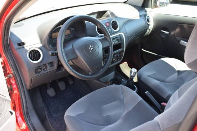 CITROEN C2 1.1 60 CV / CLIMATISATION / 66500 KMS 14