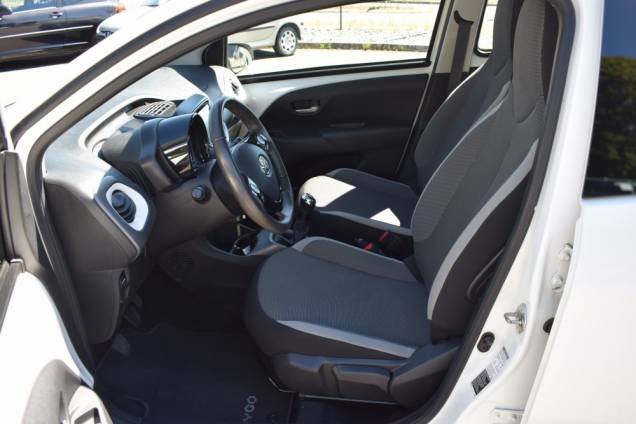 TOYOTA AYGO 1.0 VVTI 72 CV X-POP 5 PORTES / 42900 KM 11