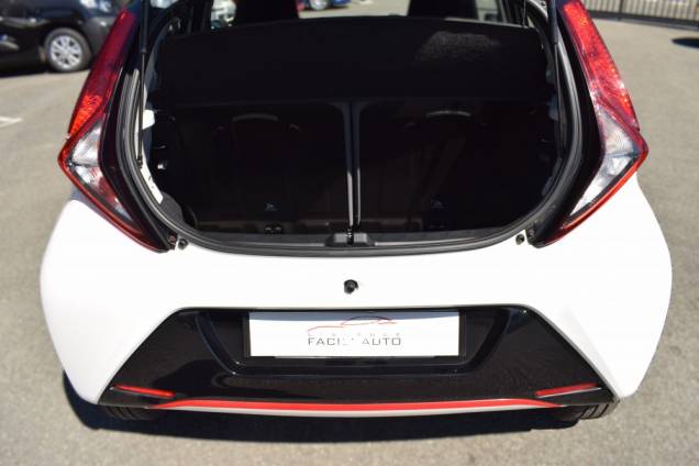 TOYOTA AYGO 1.0 VVTI 72 CV X-POP 5 PORTES / 42900 KM 18