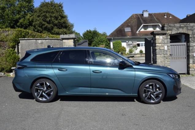 PEUGEOT 308 SW ALLURE PACK 130CV EAT8 8
