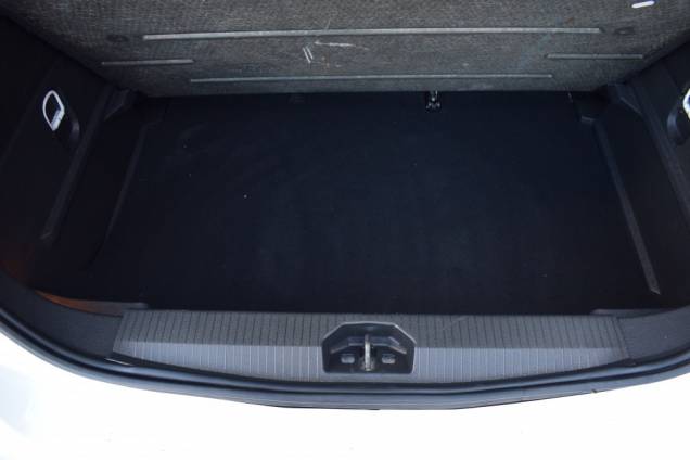 OPEL CORSA 1.3 CDTI 95 CV / 1ere MAIN 14
