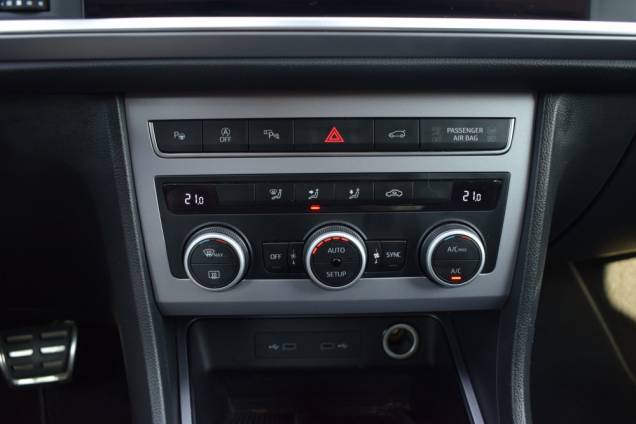 SEAT ATECA FR 2.0 150 CV DSG7  30