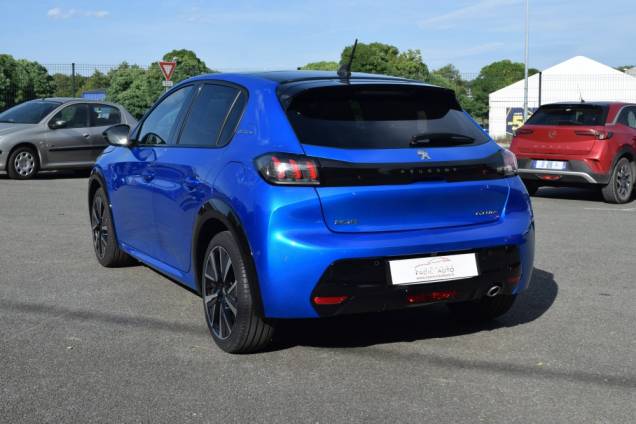PEUGEOT 208 GT LINE 100 CV / 69950 KMS / TOIT PANORAMIQUE 4