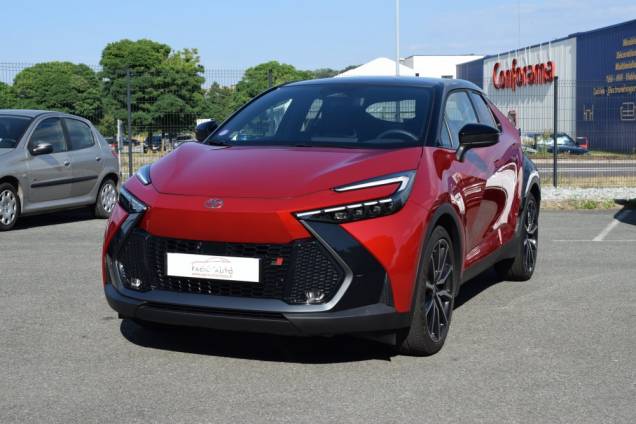 TOYOTA C-HR GR 4WD 2.0 VVT-I 200 CV HYBRIDE / 15950 KMS / TOIT PANORAMIQUE / JBL 1