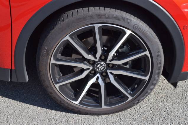 TOYOTA C-HR GR 4WD 2.0 VVT-I 200 CV HYBRIDE / 15950 KMS / TOIT PANORAMIQUE / JBL 11
