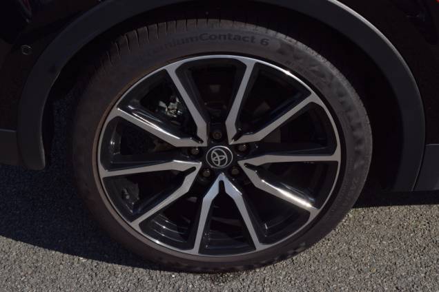 TOYOTA C-HR GR 4WD 2.0 VVT-I 200 CV HYBRIDE / 15950 KMS / TOIT PANORAMIQUE / JBL 12