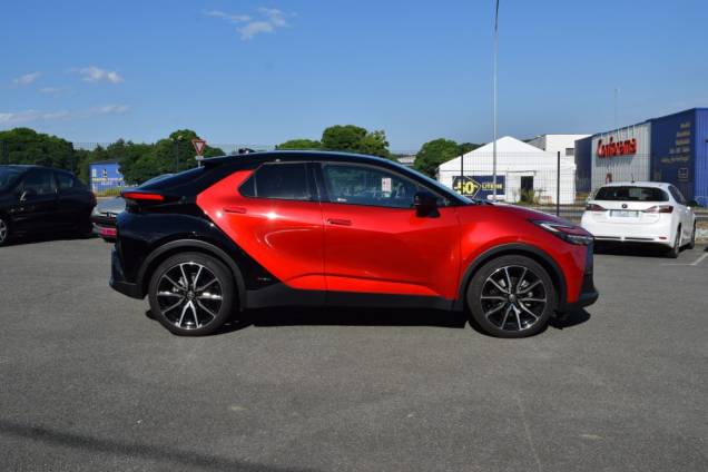 TOYOTA C-HR GR 4WD 2.0 VVT-I 200 CV HYBRIDE / 15950 KMS / TOIT PANORAMIQUE / JBL 7