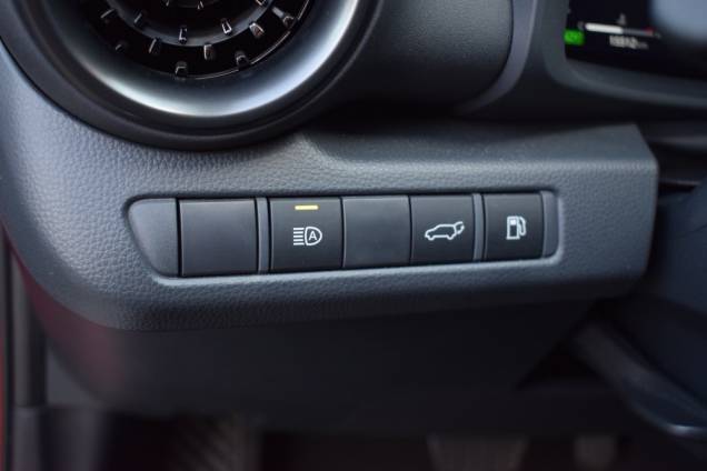 TOYOTA C-HR GR 4WD 2.0 VVT-I 200 CV HYBRIDE / 15950 KMS / TOIT PANORAMIQUE / JBL 21
