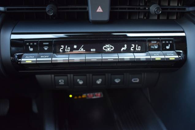TOYOTA C-HR GR 4WD 2.0 VVT-I 200 CV HYBRIDE / 15950 KMS / TOIT PANORAMIQUE / JBL 33