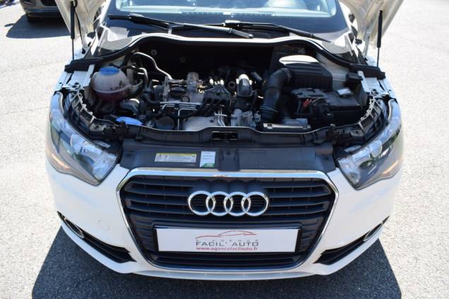 AUDI A1 1.2 TFSI 85 CV / 92630 KMS / ORIGINE FRANCE 17