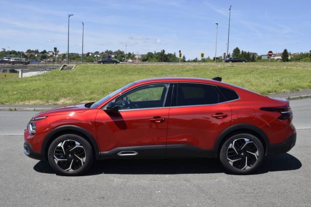 CITROEN C4 X MAX HYBRID 136 CV BVA 2