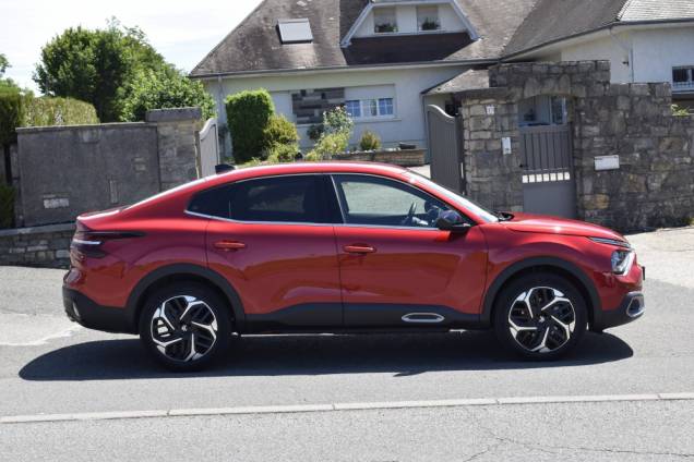 CITROEN C4 X MAX HYBRID 136 CV BVA 6