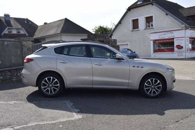 MASERATI LEVANTE GRAN LUSSO 3.0 D 275 CV BVA  12