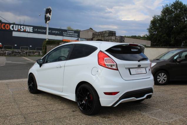 FORD FIESTA 1.6 ECOBOOST 182 CV BVM6 / PACK PERFORMANCE 7