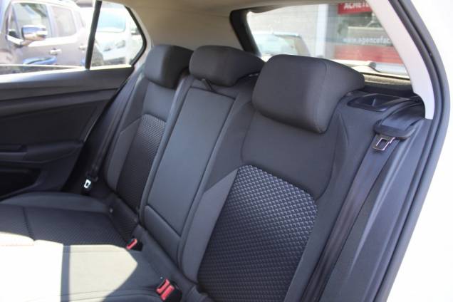VOLKSWAGEN GOLF ACTIVE 2.0 TDI 116 CV BVM6 12 VOLKSWAGEN GOLF ACTIVE 2.0 TDI 116 CV BVM6 12
