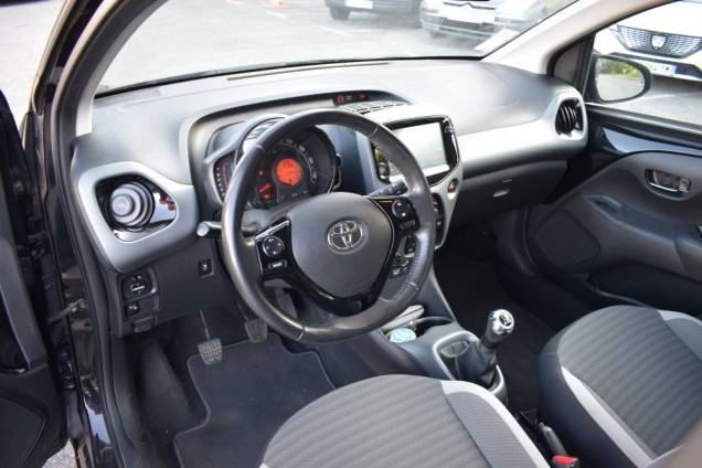 TOYOTA  AYGO MY20 1.0 VVTI 72 CV / 5 PORTES / CAMERA DE RECUL / 22500 KM 15