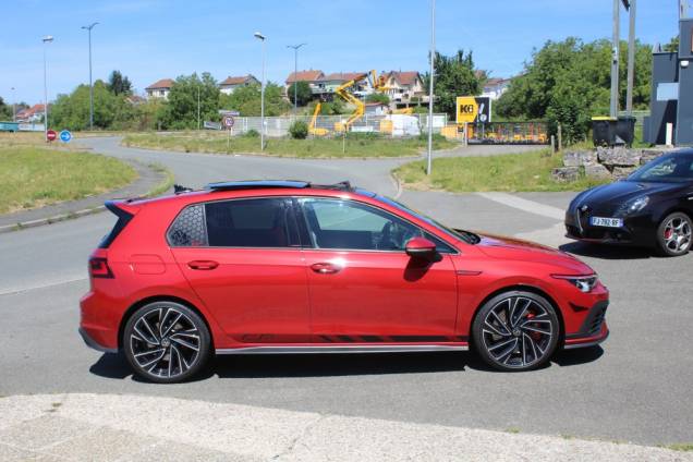 VOLKSWAGEN GOLF GTI CLUBSPORT 300 CV DSG7 / TOIT OUVRANT PANORAMIQUE 6