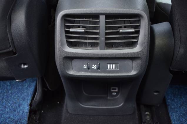 CITROEN BERLINGO FEEL HDI 130 CV EAT8 / 73000 KMS / 5 PLACES / TOIT PANORAMIQUE 16