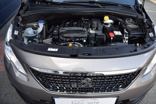 PEUGEOT 2008 82 CV  1ère MAIN / ORIGINE FRANCE / 4900 KMS REELS / 5 PORTES 18