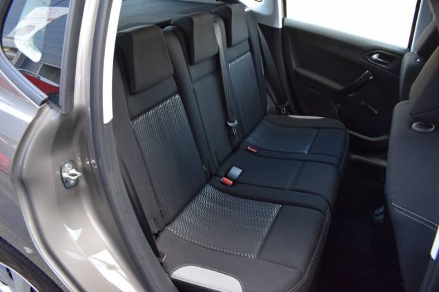 PEUGEOT 2008 82 CV  1ère MAIN / ORIGINE FRANCE / 4900 KMS REELS / 5 PORTES 15