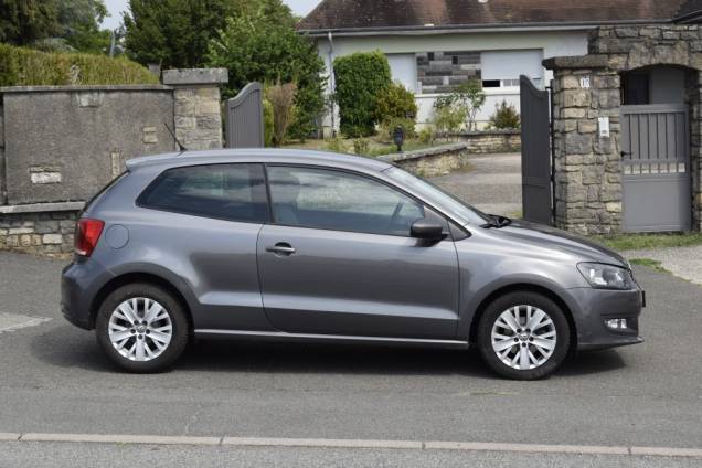 VOLKSWAGEN POLO LIFE 60 CV BVM5 8