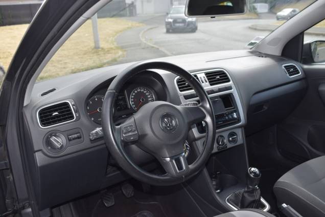 VOLKSWAGEN POLO LIFE 60 CV BVM5 9