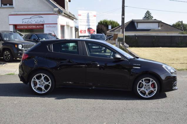 ALFA ROME GIULIETTA VELOCE 2.0 JTDM 170 CV TCT 4