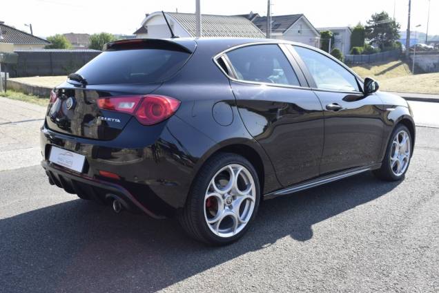 ALFA ROME GIULIETTA VELOCE 2.0 JTDM 170 CV TCT 5