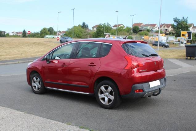 PEUGEOT 3008 PREMIUM PACK 1.6 HDI 112 CV BVM6 / GRIP CONTROL / ORIGINE FRANCE 4