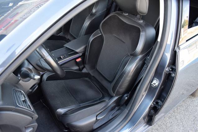 RENAULT MEGANE IV INTENS 1.6 DCI 130 CV 10