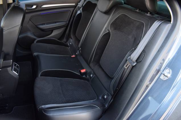 RENAULT MEGANE IV INTENS 1.6 DCI 130 CV 11