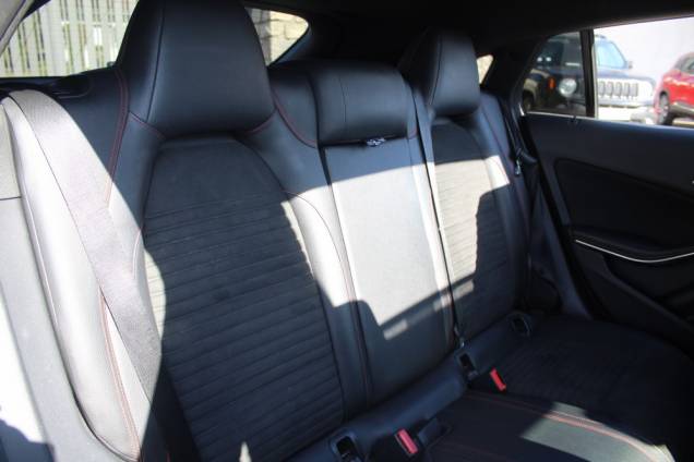 MERCEDES BENZ CLA SHOOTING BRAKE PACK AMG 177 CV 7G-DCT / TOIT OUVRANT 14