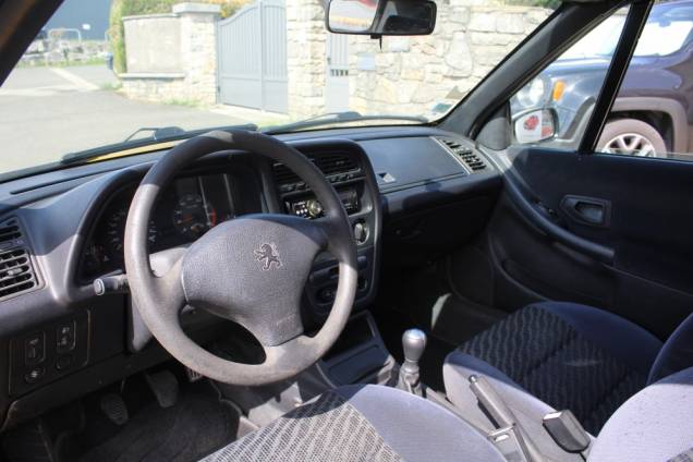 PEUGEOT 306 CABRIOLET 1.6i 90 CV BVM5 / ORIGINE FRANCE 11