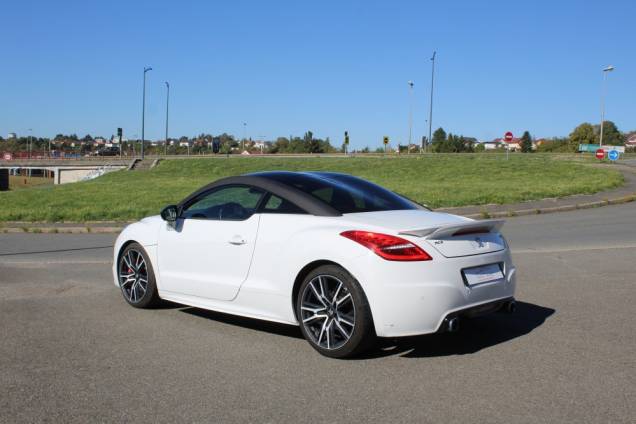 PEUGEOT RCZ R 1.6 270 CV BVM6 / JBL 7