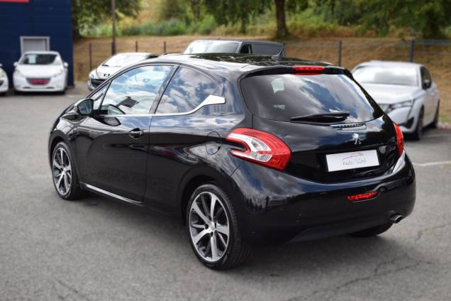 PEUGEOT 208 FÉLINE 1.6 120 CV / 1ère MAIN / 77500 KMS / TOIT PANORAMIQUE  3
