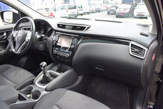 NISSAN QASHQAI N-CONNECTA 1.5 DCI 110 CV / 90500 KMS / CARNET D'ENTRETIEN COMPLET / TOIT PANORAMIQUE 18