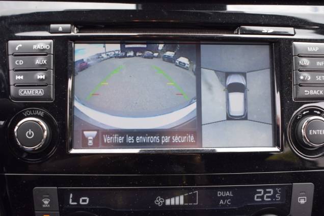 NISSAN QASHQAI N-CONNECTA 1.5 DCI 110 CV / 90500 KMS / CARNET D'ENTRETIEN COMPLET / TOIT PANORAMIQUE 15