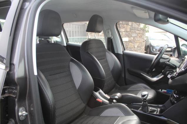 PEUGEOT 2008 ALLURE 1.6 BLUEHDI 120 CV BVM6 / ORIGINE FRANCE / 2IEME MAIN 10