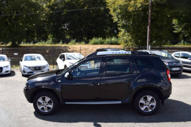 DACIA DUSTER PRESTIGE 4X4 1.5 DCI 110 CV / CROCHET D'ATTELAGE / 1ère MAIN / 45500 KMS 8 DACIA DUSTER PRESTIGE 4X4 1.5 DCI 110 CV / CROCHET D'ATTELAGE / 1ère MAIN / 45500 KMS 8
