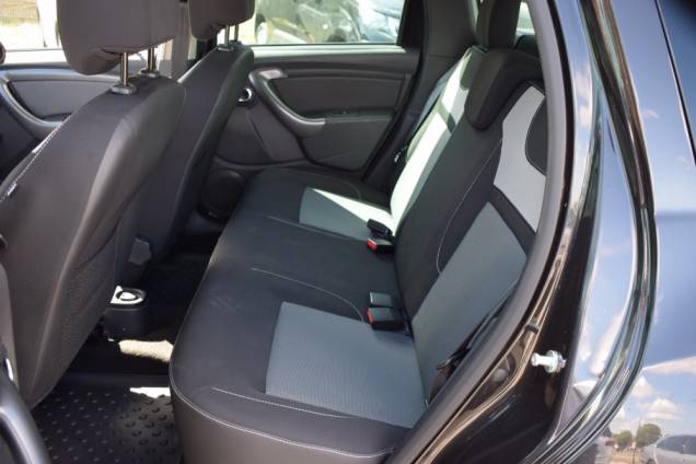 DACIA DUSTER PRESTIGE 4X4 1.5 DCI 110 CV / CROCHET D'ATTELAGE / 1ère MAIN / 45500 KMS 13 DACIA DUSTER PRESTIGE 4X4 1.5 DCI 110 CV / CROCHET D'ATTELAGE / 1ère MAIN / 45500 KMS 13