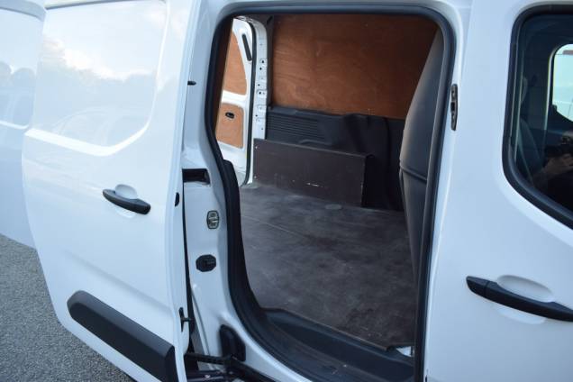 CITROEN BERLINGO EDITION DRIVER 100 CV / 61000 KMS / SUIVI COMPLET NEDEY 16