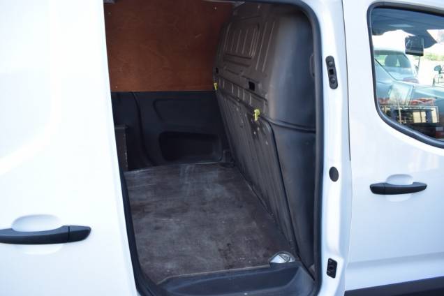 CITROEN BERLINGO EDITION DRIVER 100 CV / 61000 KMS / SUIVI COMPLET NEDEY 17