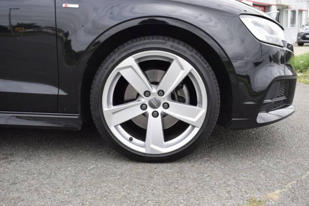 AUDI A3 BERLINE SPORT LIMITED 35 TDI 150 CV STRONIC  6