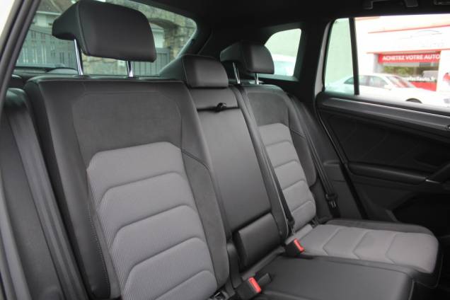 VOLKSWAGEN TIGUAN R-LINE 2.0 TDI 240 CV DSG 4MOTION / TOIT OUVRANT PANORAMIQUE 13