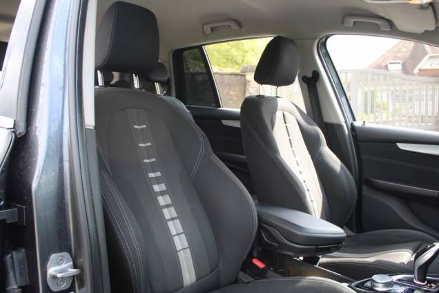 BMW SERIE 2 GRAN TOURER BUSINESS DESIGN 2.0D 150 CV BVA / 7 PLACES / ORIGINE FRANCE 12