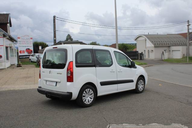 CITROEN BERLINGO 1.6 HDI 92 CV BVM5 / ATTACHE REMORQUE / CLIMATISATION 6