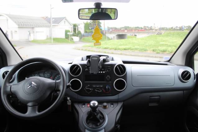 CITROEN BERLINGO 1.6 HDI 92 CV BVM5 / ATTACHE REMORQUE / CLIMATISATION 8
