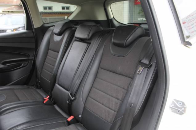 FORD KUGA TITANIUM 2.0 TDCI 150 CV 4X4 BVM6 / ORIGINE FRANCE 13